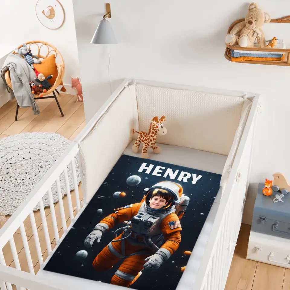 Free Shipping✈️Personalized Astronaut Blanket With Photo, A Planet-Themed Gift For Outer Space Enthusiasts!