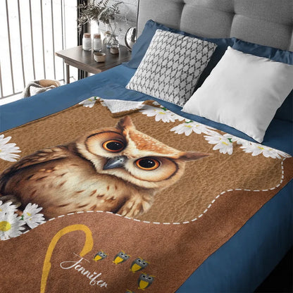 Customized Owl Blanket - Cute Owl Blanket with Personalized Name - A Gift For Friend,Colleagues,Owl Lover,Bird Lover