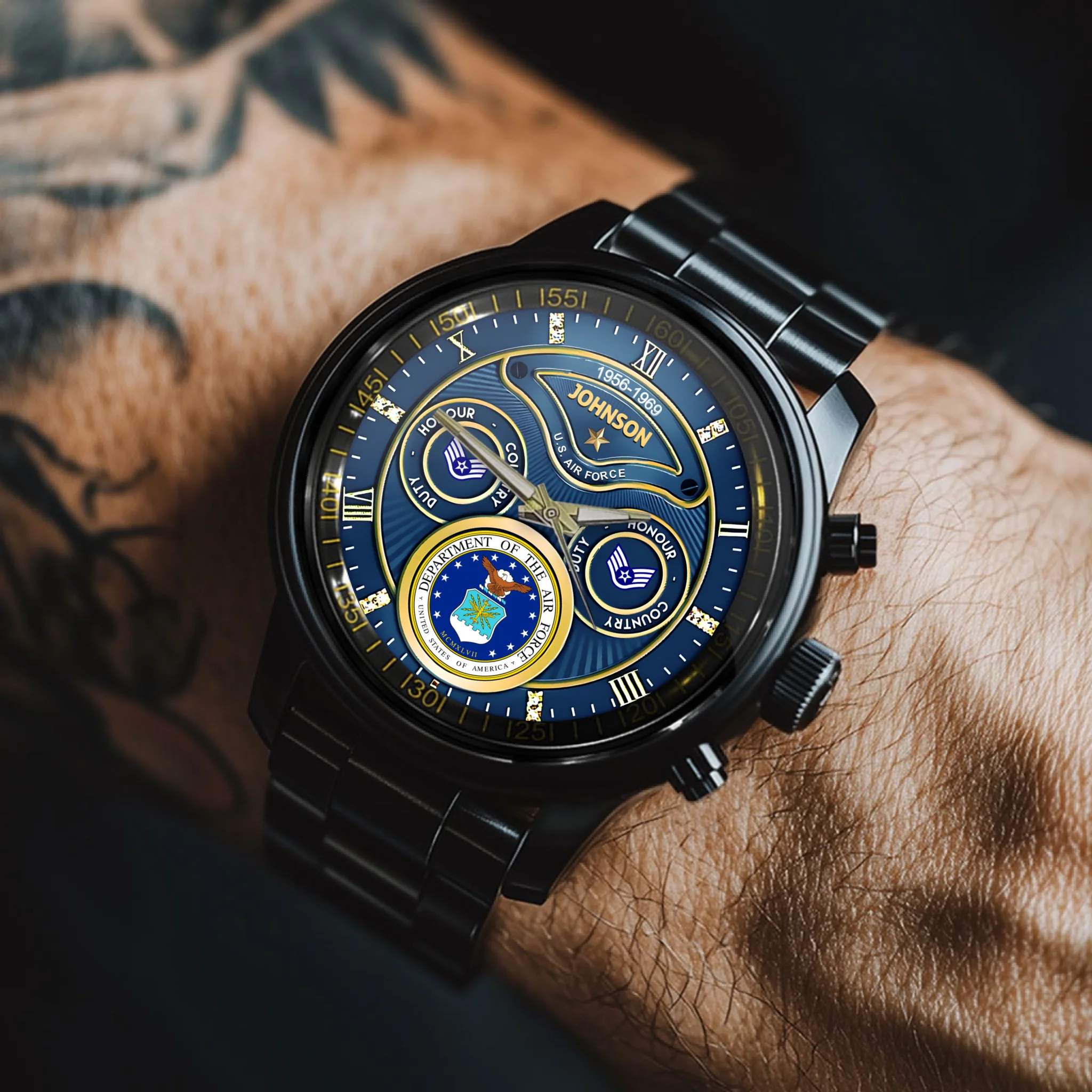 Watch-mockup-hand1